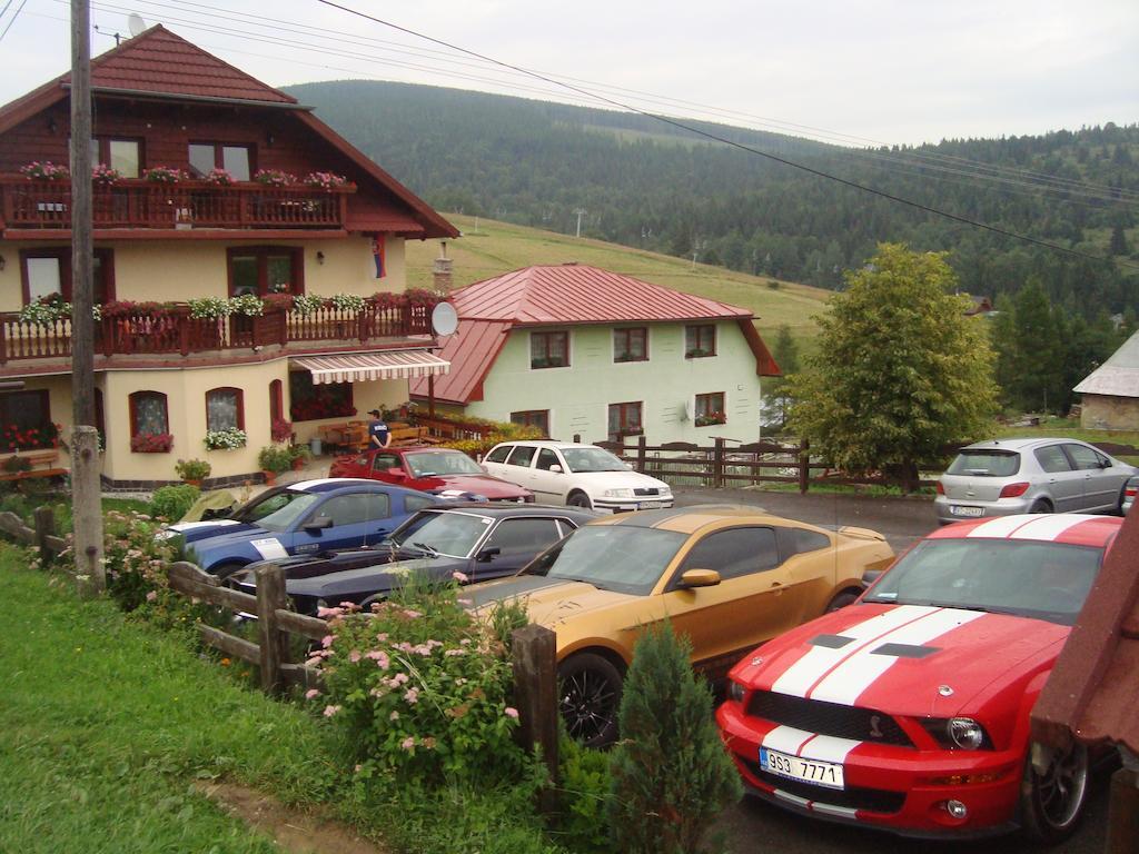 Penzion Deny Zdiar Bagian luar foto
